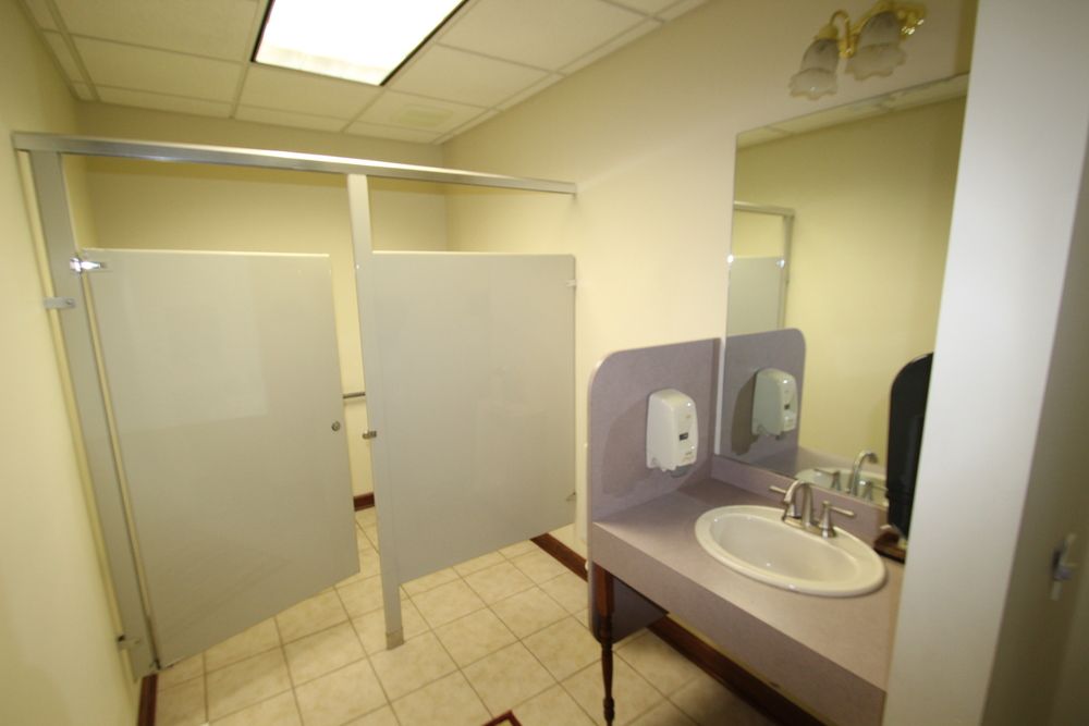 161 Northwest Ave, Tallmadge, OH 44278